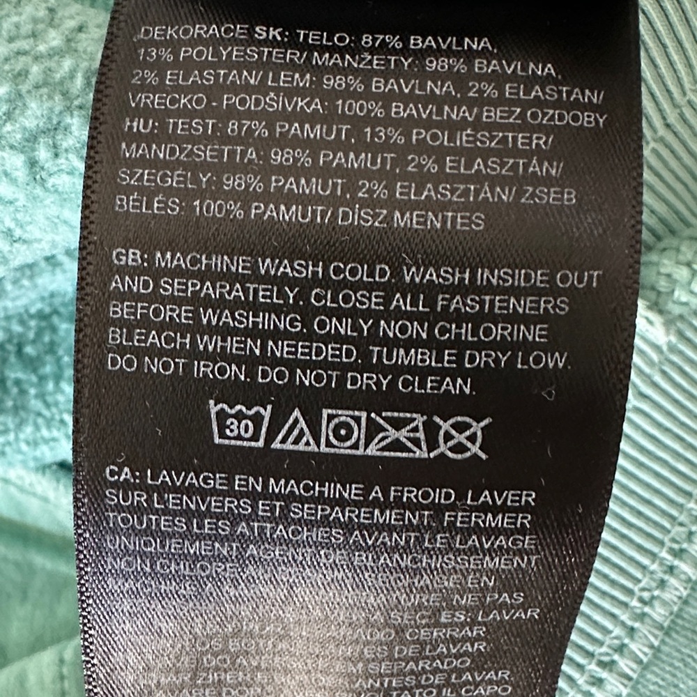 The North Face Women’s teal cotton Joggers - Picture 4 of 7